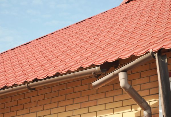 Loose Gutter Repair in Georgetown