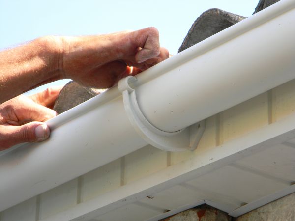 Plastic Gutter Repair in Georgetown